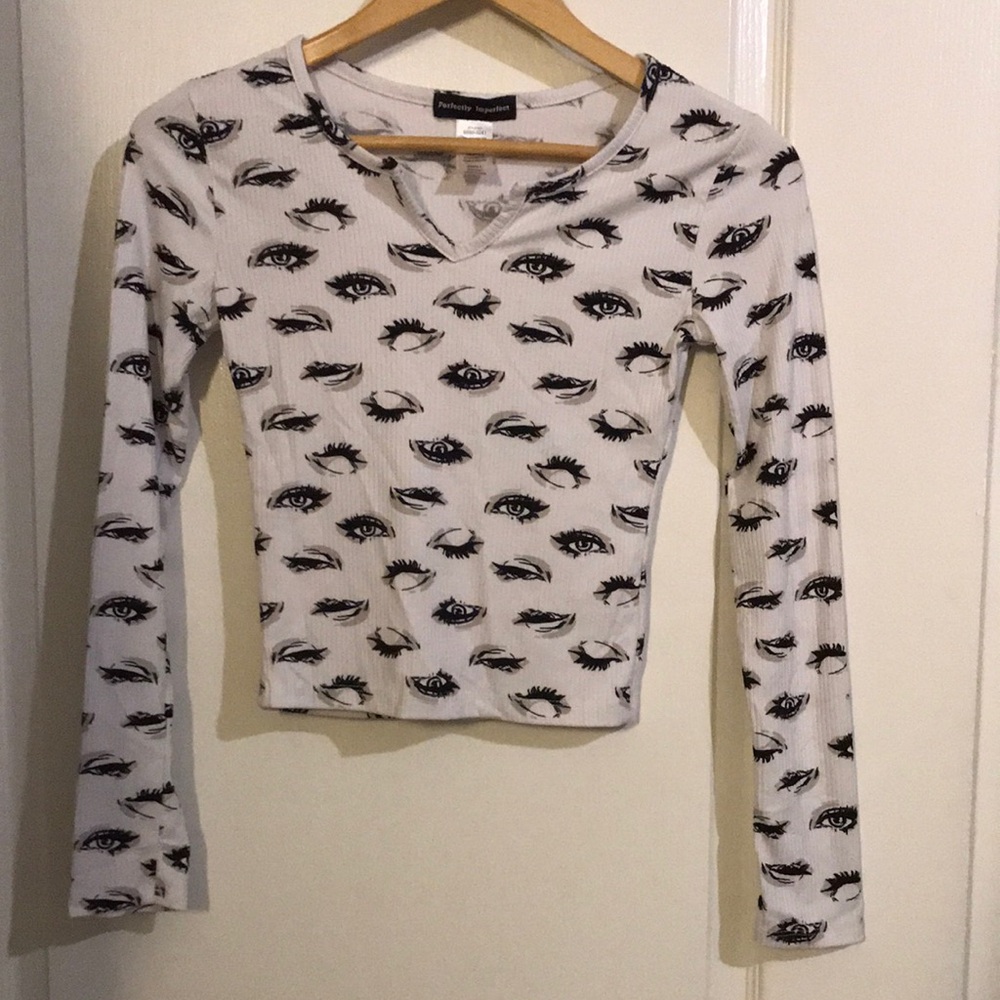 White Eye-Print Long Sleeve Crop Top